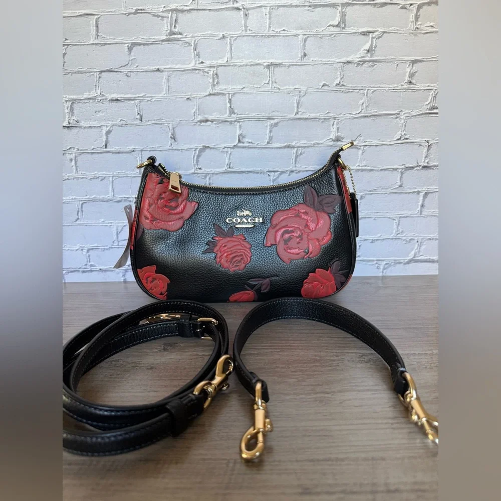 Coach Black and red Teri Shoulder and Crossbody Bag CCE28 NWT